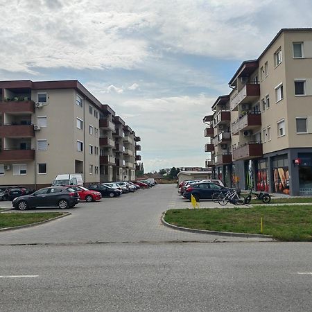 Road Warriors Apartment Subotica Exterior photo